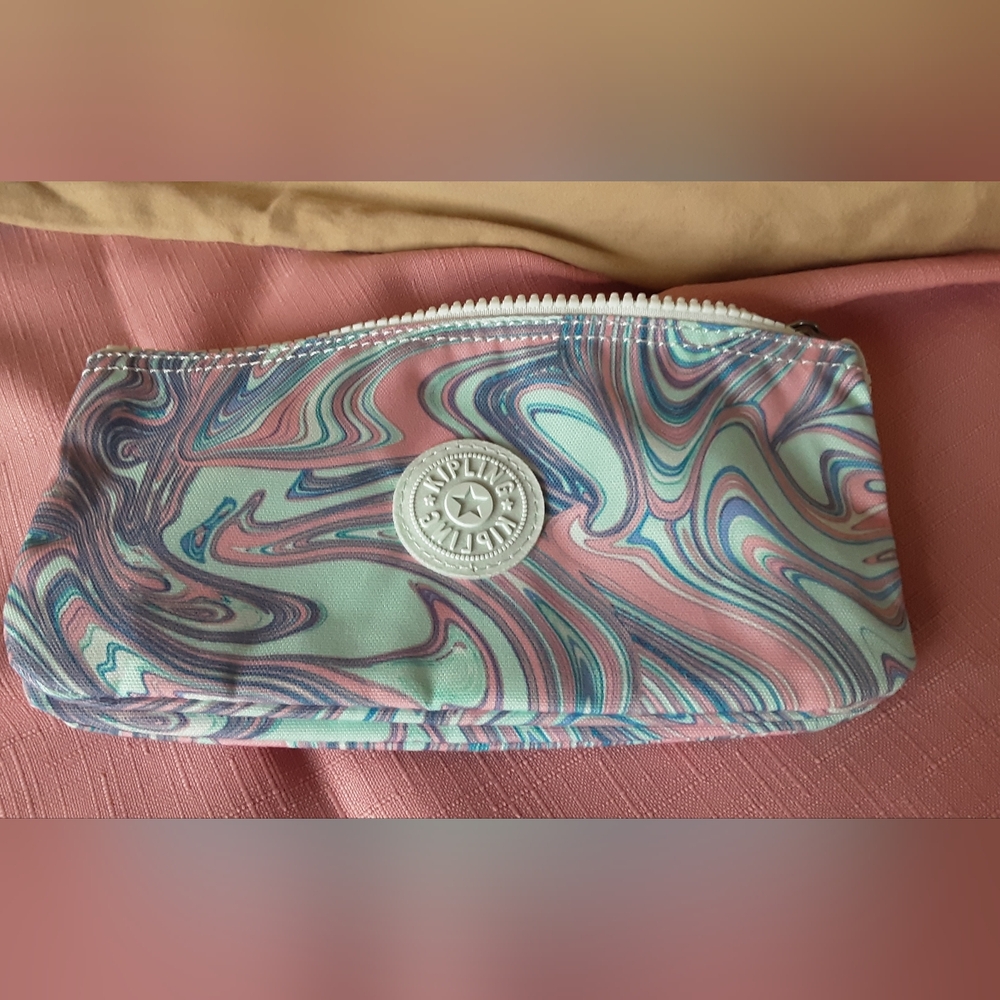 New Kipling Zip Pouch